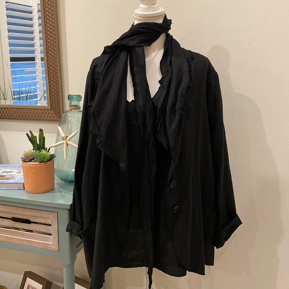 Linda Lundstrom 4 piece linen pantsuit black size 22